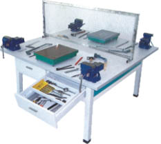 HY-901B型 鉗工實訓(xùn)成套設(shè)備（鉗工實訓(xùn)桌、雙面四工位）